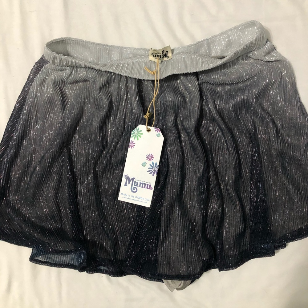 Show Me Your Mumu Carlos Swing Shorts - Picture 2 of 2